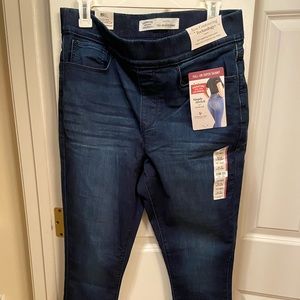 Levi Strauss Pull-on Super Skinny Jeans